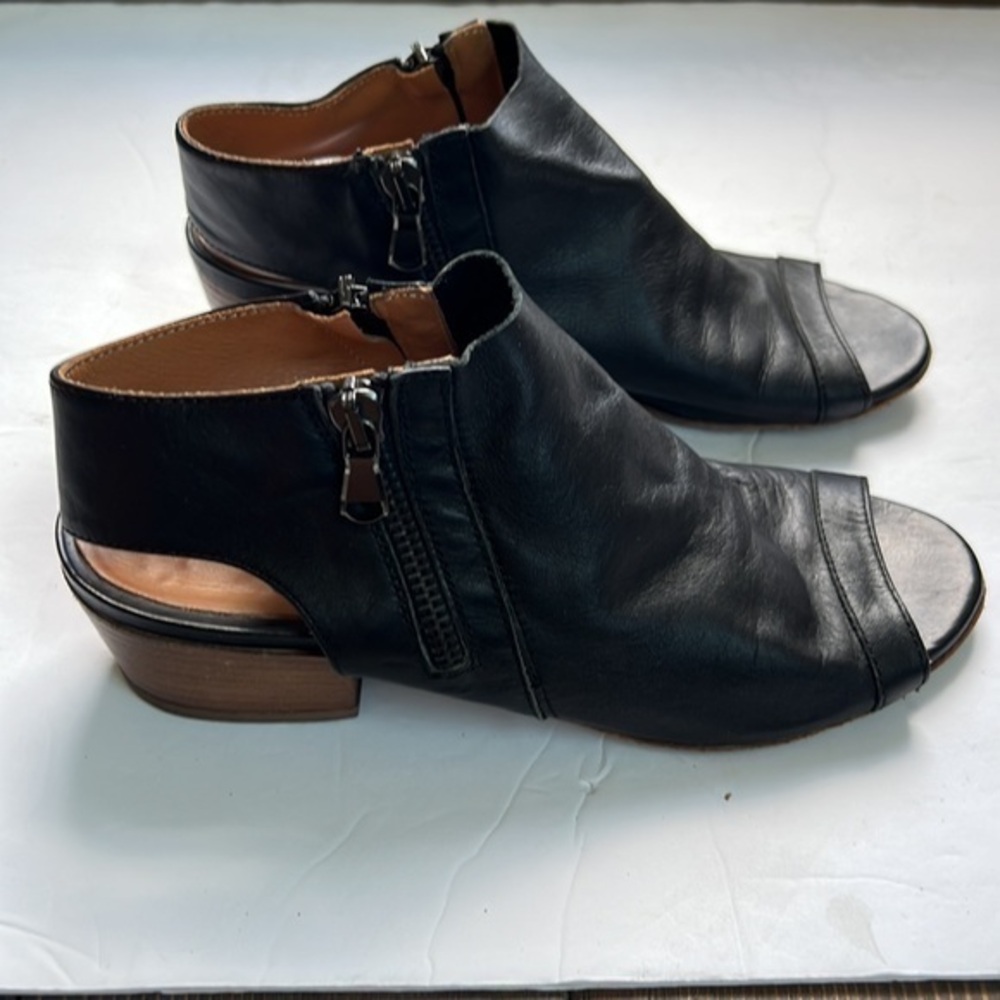 Gidigio black leather Long Beach Sandals double zip shoes